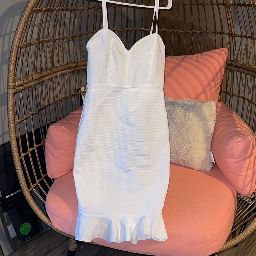 White body-con dress